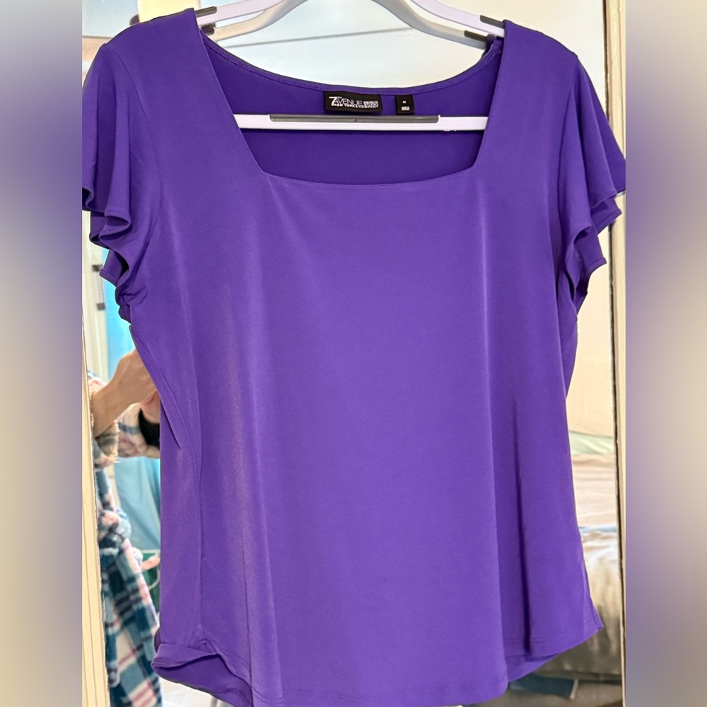 New York and  Company blouse short sleeve like new